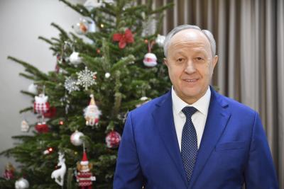 Поздравление Губернатора В.В.Радаева с Новым годом - 2022
