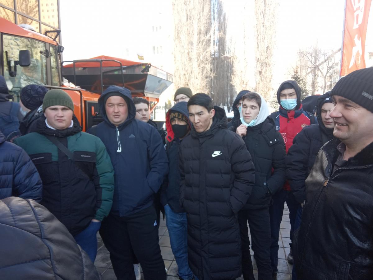 Обучающиеся колледжа посетили 5-й Агропромышленный Форум «САРАТОВ-АГРО 2022» Фото 5