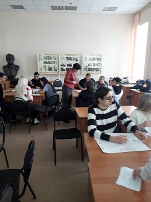 Представители ООО «Агроинвест», входящего в ГК «Агротерра», провели деловую игру для будущих агрономов Фото 1 Представители ООО «Агроинвест», входящего в ГК «Агротерра», провели деловую игру для будущих агрономов Фото 1