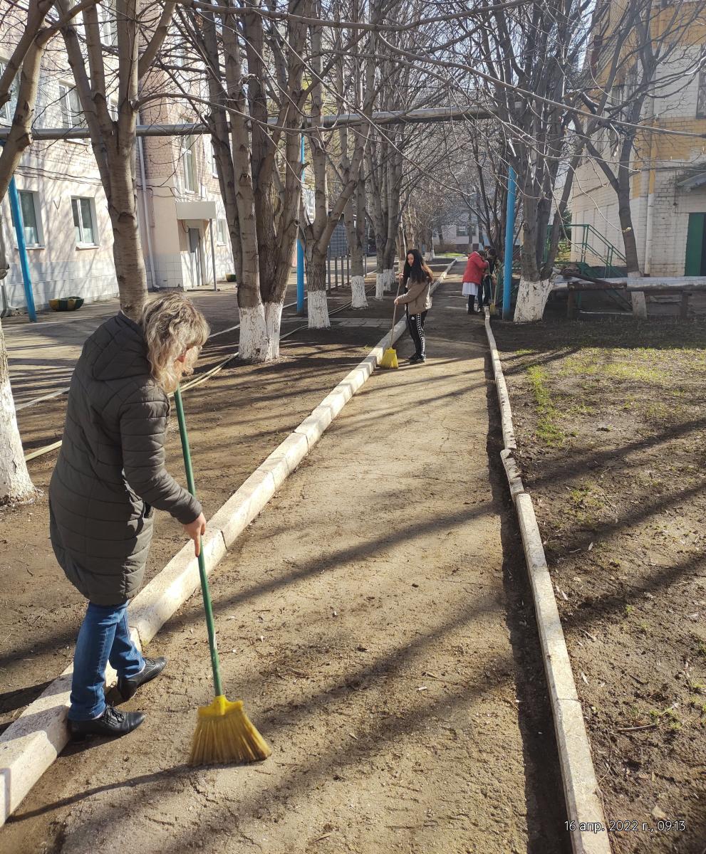 Коллектив кафедры «Морфология, патология животных и биология» на субботнике Фото 3 Коллектив кафедры «Морфология, патология животных и биология» на субботнике Фото 3