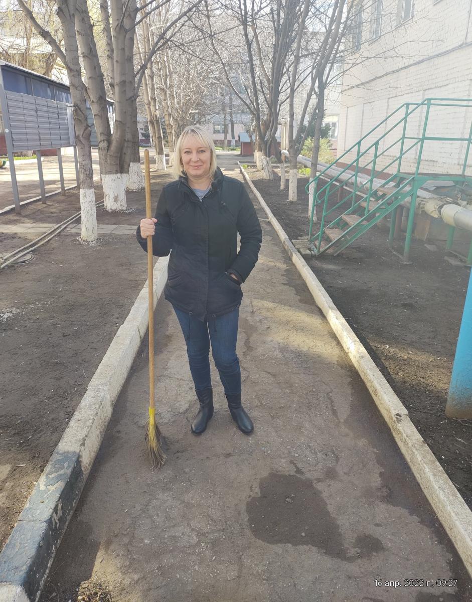 Коллектив кафедры «Морфология, патология животных и биология» на субботнике Фото 7 Коллектив кафедры «Морфология, патология животных и биология» на субботнике Фото 7
