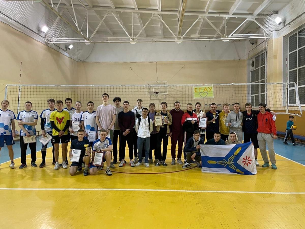 Студенты СГАУ – призеры Первенства вуза по волейболу Фото 2