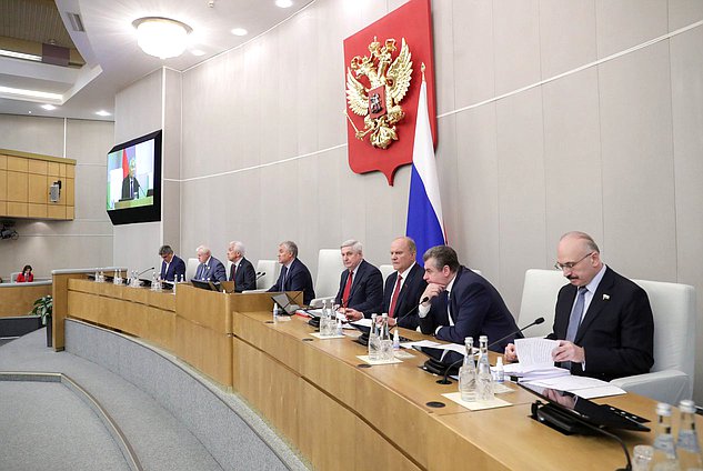 Ректор СГАУ принял участие в парламентских слушаниях Фото 1