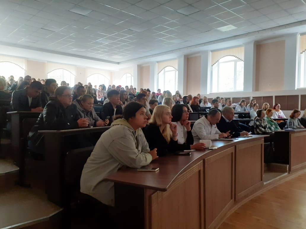 Университет развивает сотрудничество с компанией «МегаМикс» Фото 2