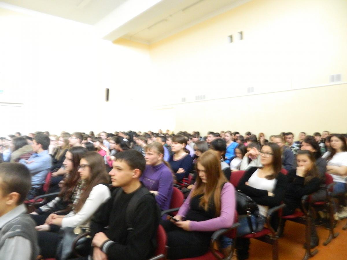 Кафедра "Иностранные языки" выехала в Перелюб в рамках профориентационной работы факультета Экономики и Менеджмента Фото 3 Кафедра "Иностранные языки" выехала в Перелюб в рамках профориентационной работы факультета Экономики и Менеджмента Фото 3