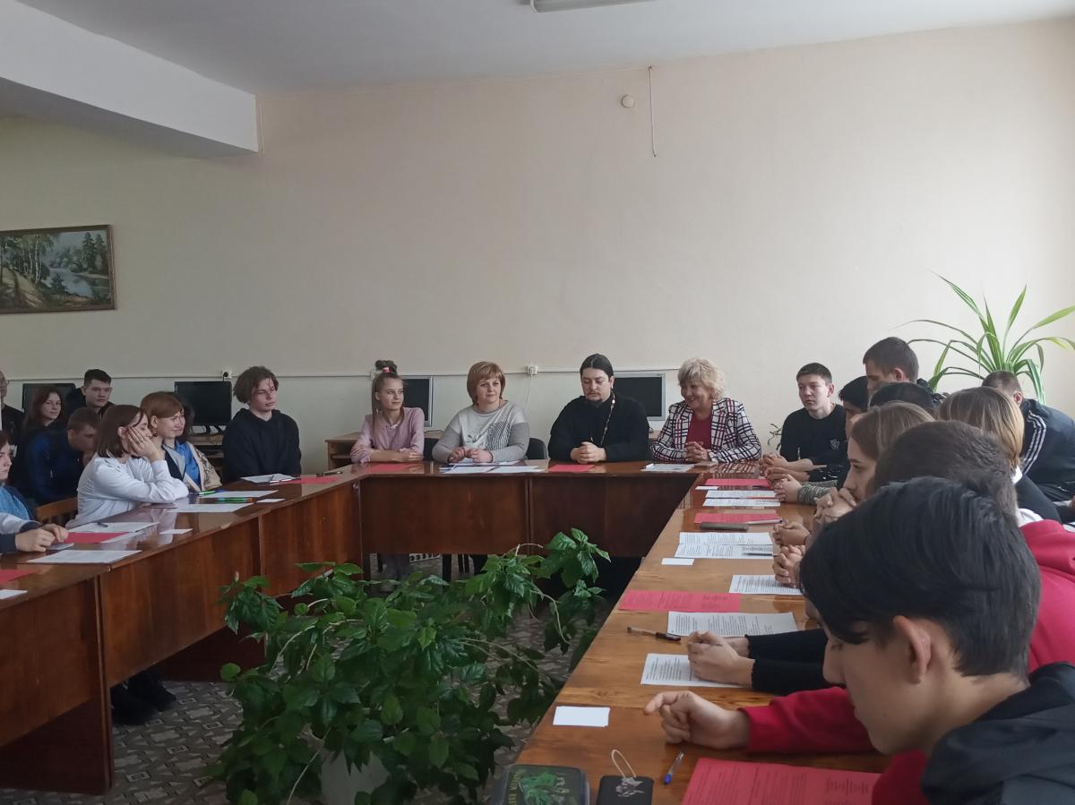 Круглый стол «Толерантность и антинационализм» Фото 3