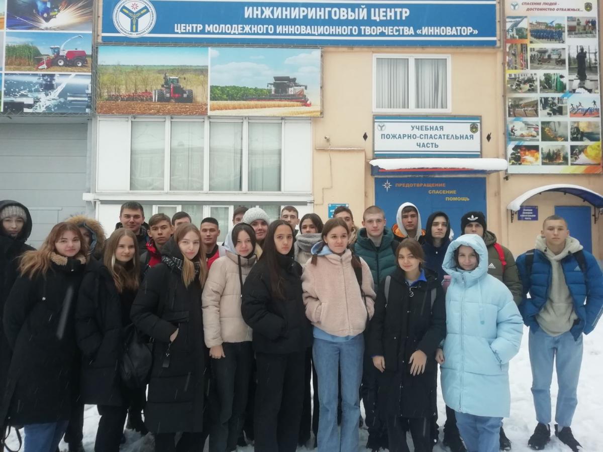 Школьники Пугачева посетили Вавиловский университет Фото 4