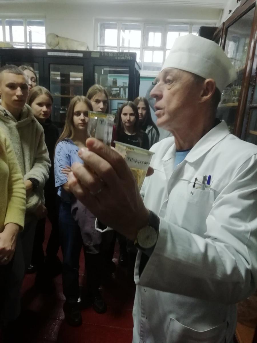 Школьники Пугачева посетили Вавиловский университет Фото 7