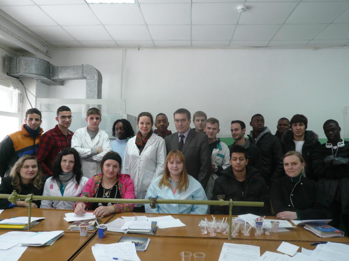 Иностранные слушатели подготовительного отделения в научно-учебных лабораториях УК № 3 СГАУ Фото 12