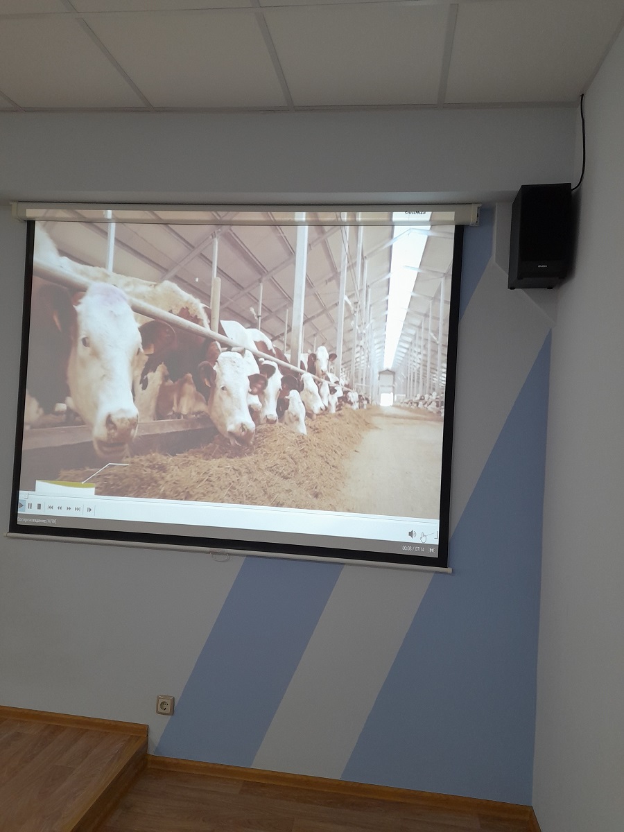 Старшекурсники агрономического направления приняли участие в  видеоэкскурсии по производству группы компаний «МОЛВЕСТ Фото 5