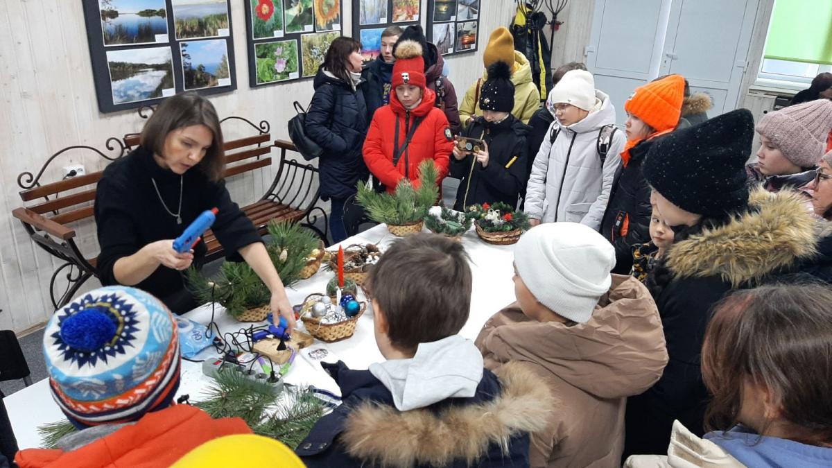 Мастер-класс "Новогодняя композиция" в рамках  открытия детского технопарка «Кванториум» Фото 1