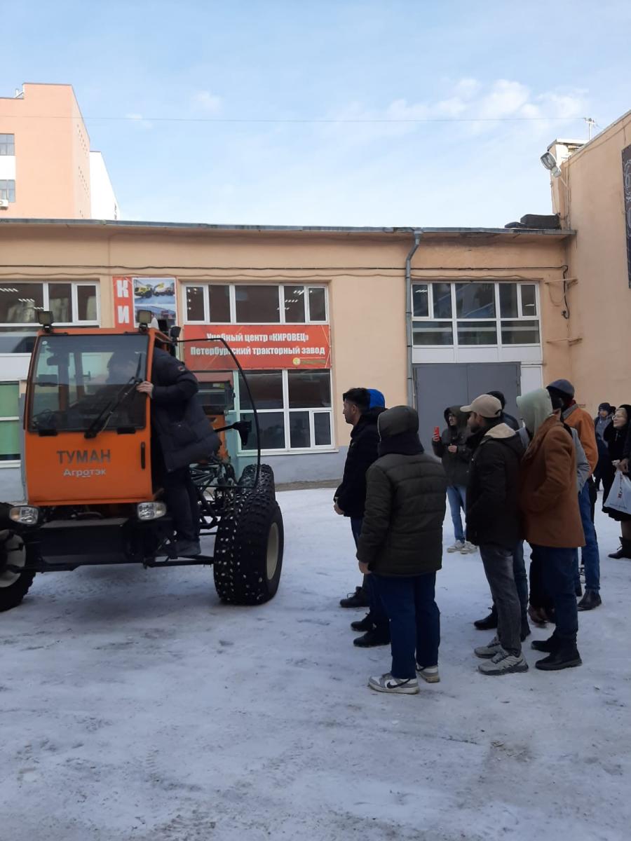 Иностранные слушатели ИМС на Дне открытых дверей Фото 3