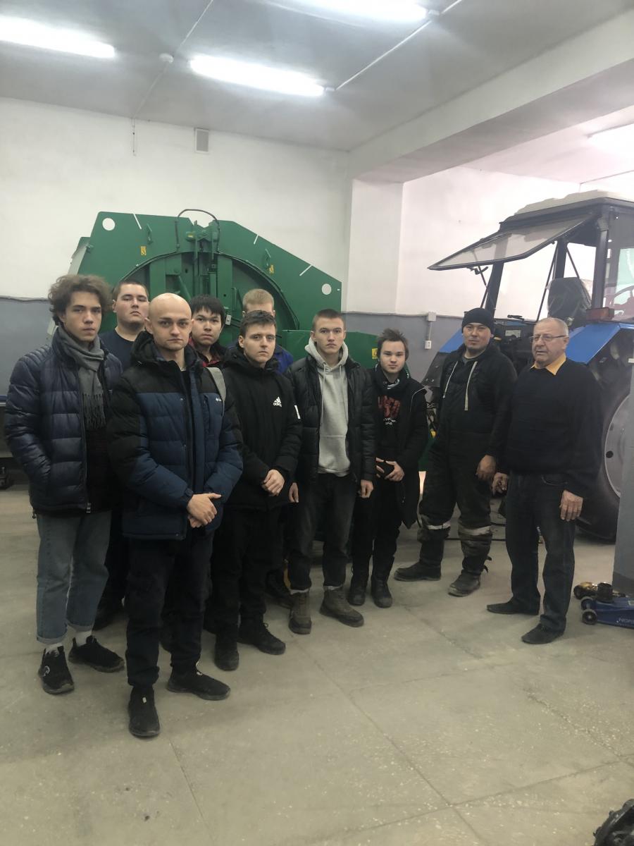 Специалист компании ООО «Агросоюз-Маркет» провел мастер-класс «Техническое обслуживание и ремонт сельскохозяйственной техники»