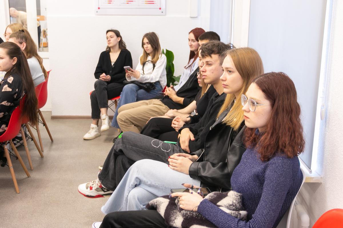 Выпускники вуза поделились со студентами историями успеха Фото 7