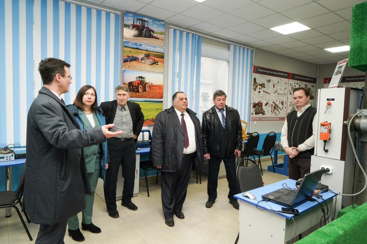 Вавиловский университет посетила делегация из Ульяновска Фото 5