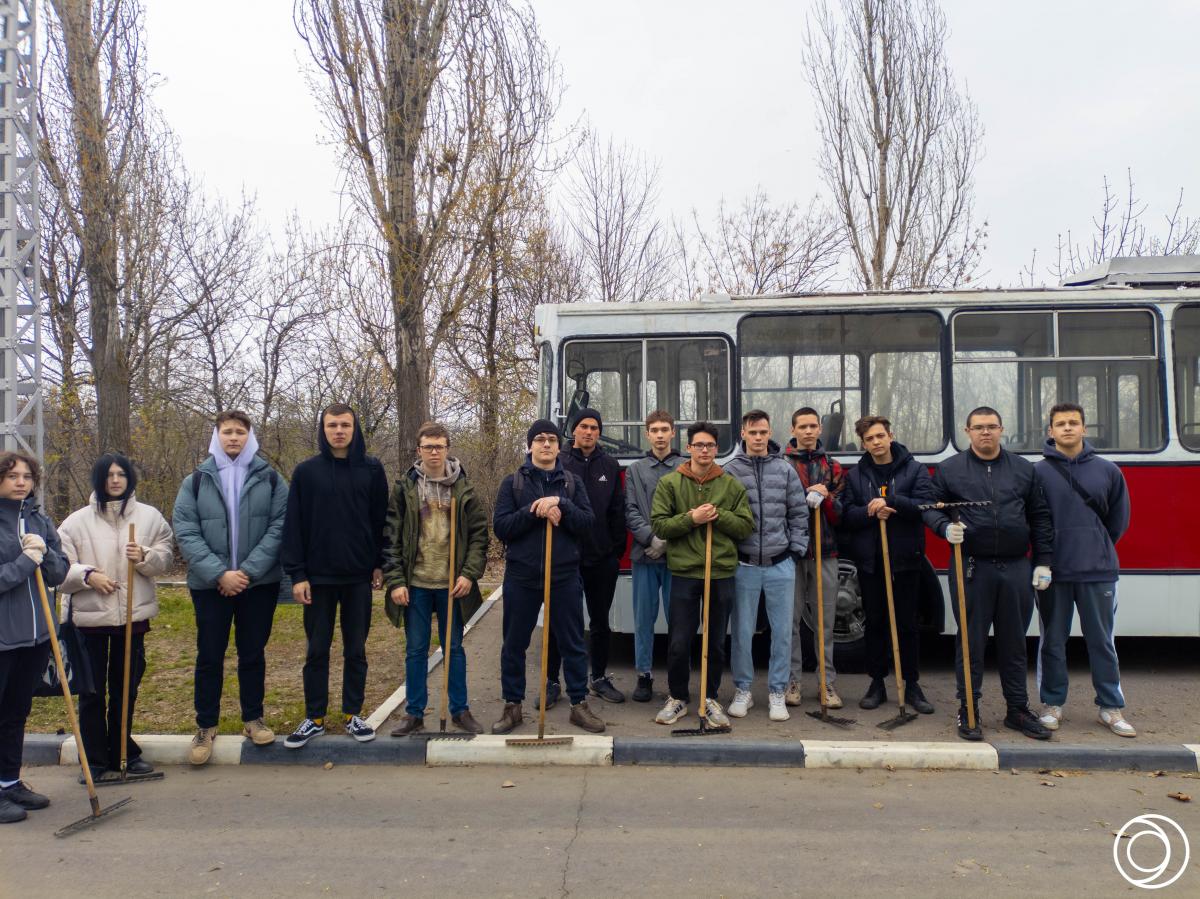 Эко-субботник на территории Парка Победы