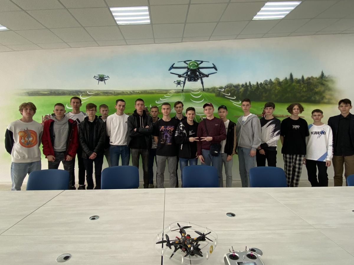 Пугачевские агроклассники посетили с экскурсией университет Фото 12