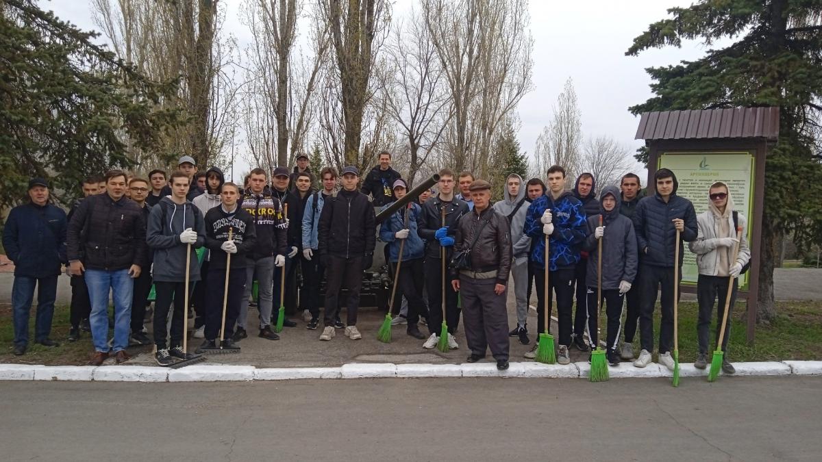 Субботник в Парке Победы Фото 3