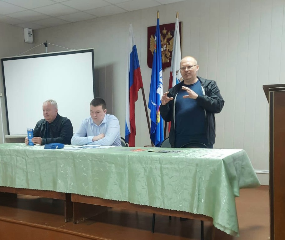 Встреча студентов выпускных групп Марксовского филиала с представителями университета Фото 1