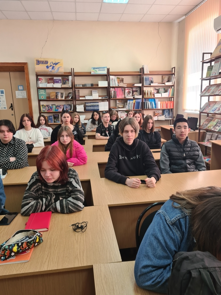 Кураторский час на тему «День труда. Мир профессий» Фото 3