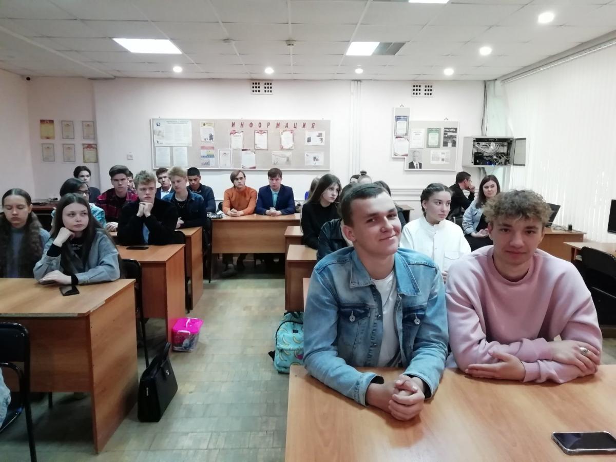 Прошли пилотные занятия в школах Петровска Фото 4