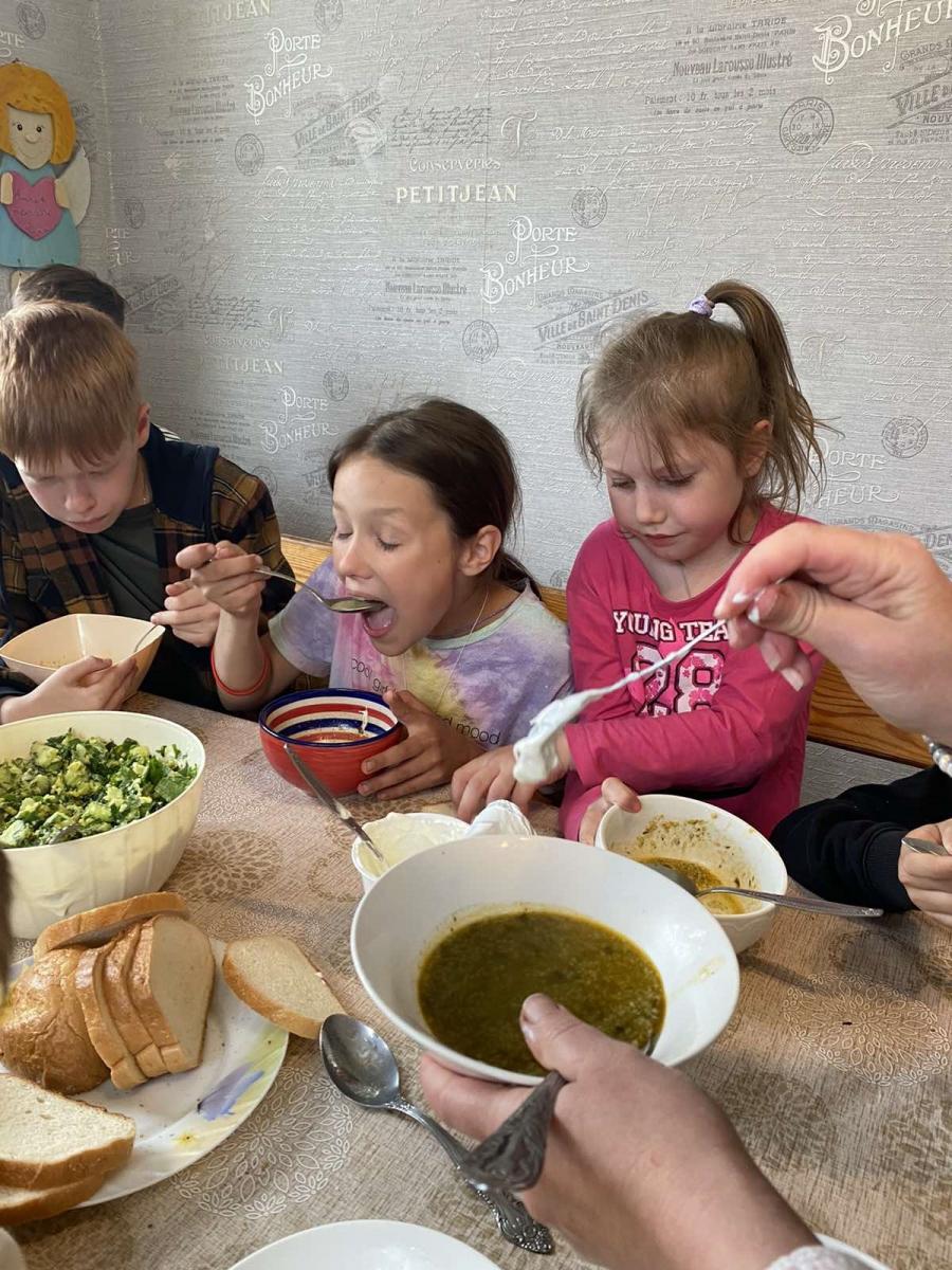 Мастер-класс «Кухня Робинзона» для школьников 2–7 классов из Православно-исторического лагеря «Родник» Фото 15