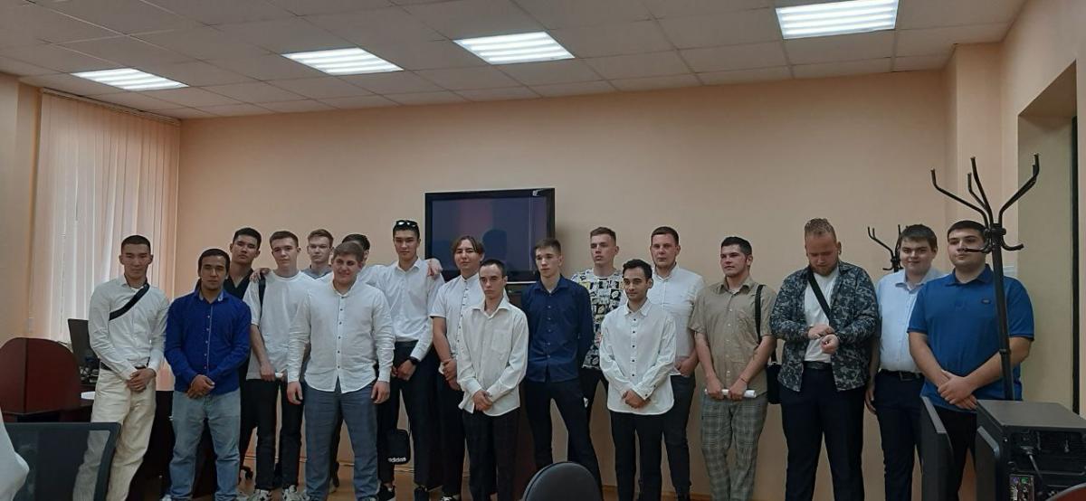 В Финансово-технологическом колледже прошли защиты выпускных квалификационных работ Фото 10