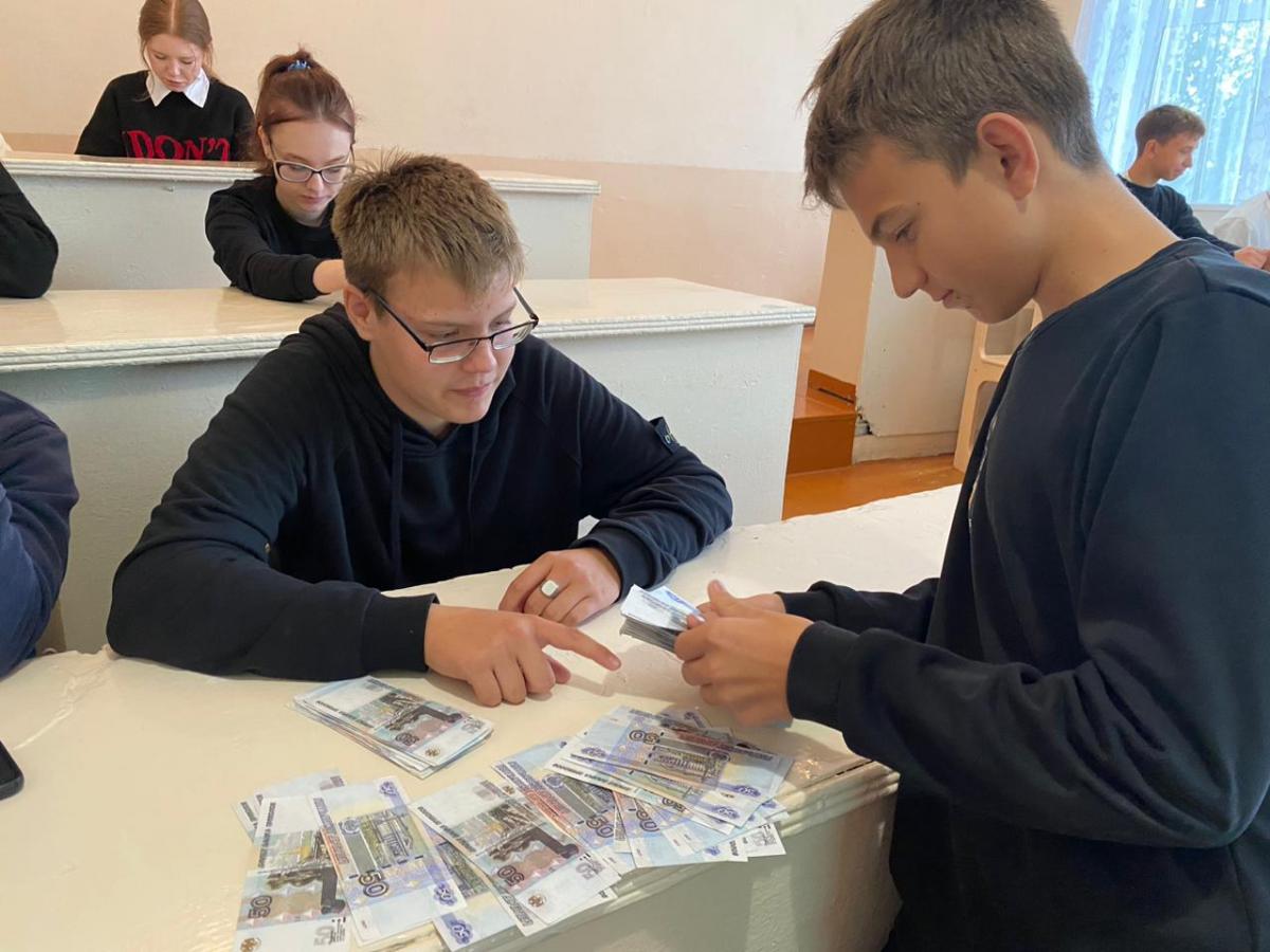 Прошли плановые занятия в агроклассах Петровска Фото 4