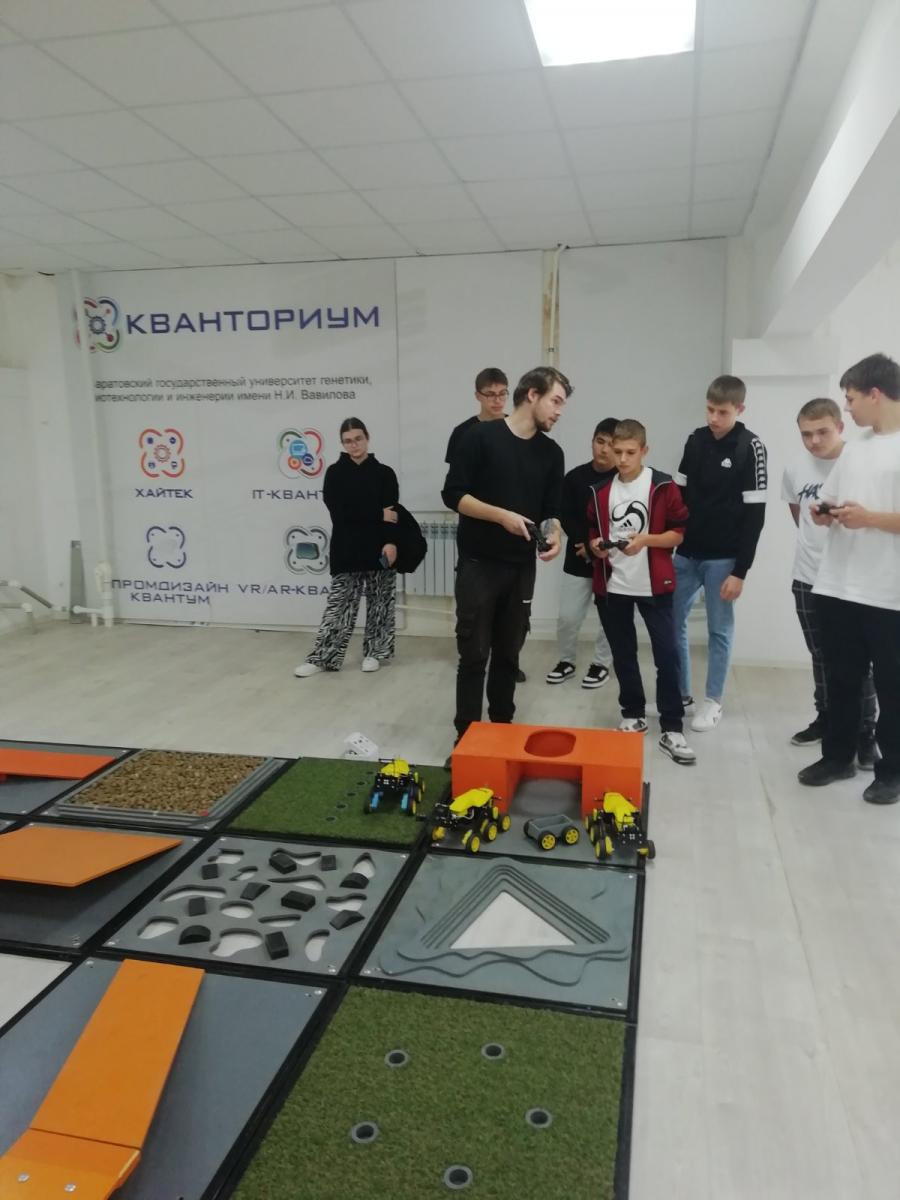 Хвалынские школьники посетили Вавиловский университет Фото 4