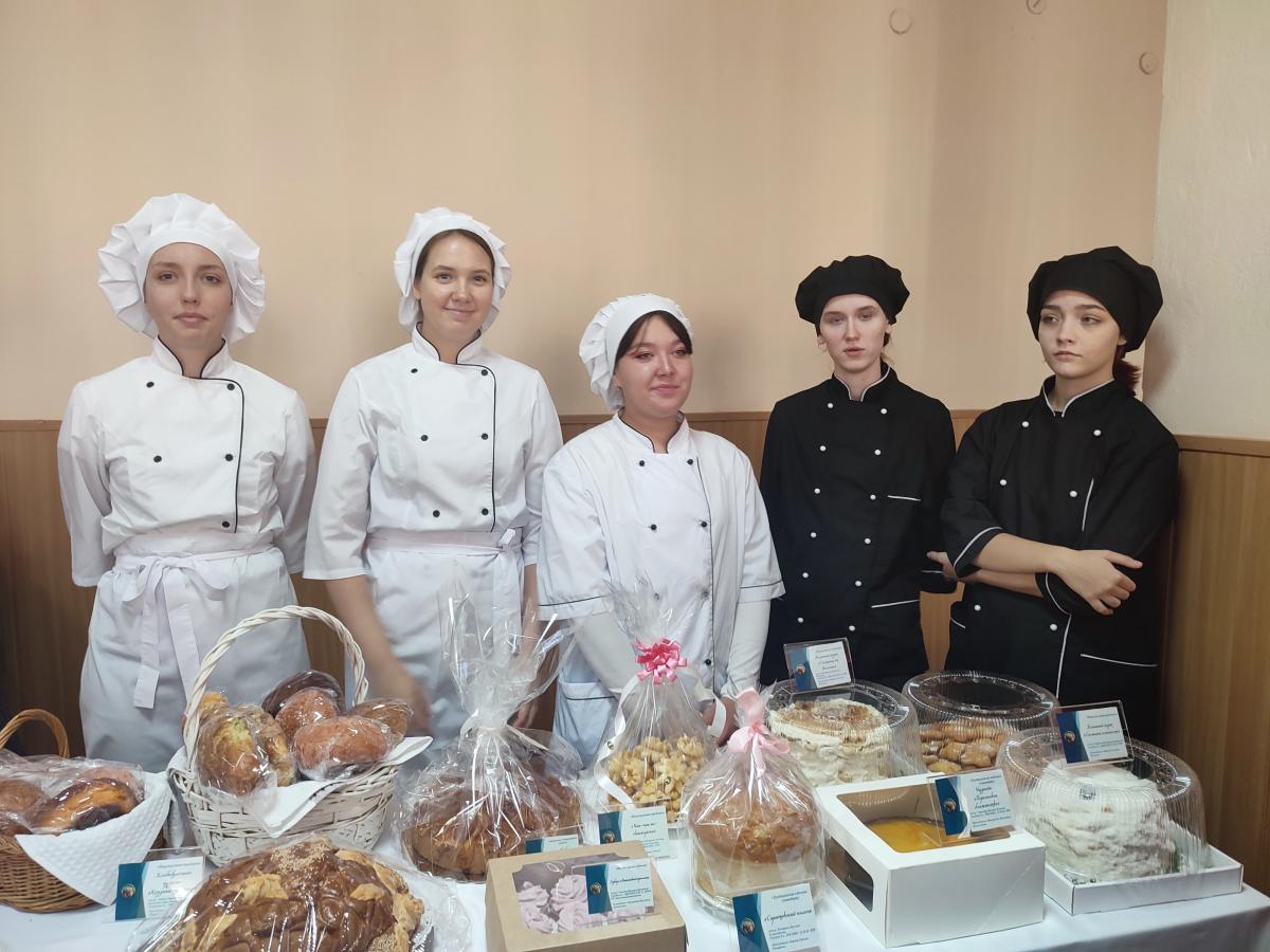 Выставка-конкурс «Национальные хлебные традиции» Фото 1