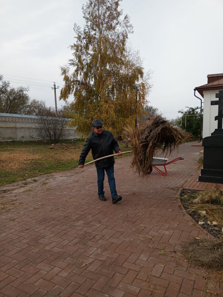 Волонтерская помощь Свято-Никольскому женскому монастырю Фото 7