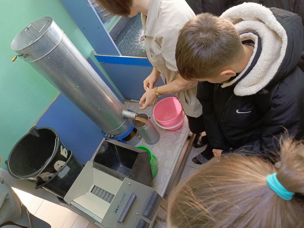 Преподаватели филиала организовали экскурсию для школьников Фото 8