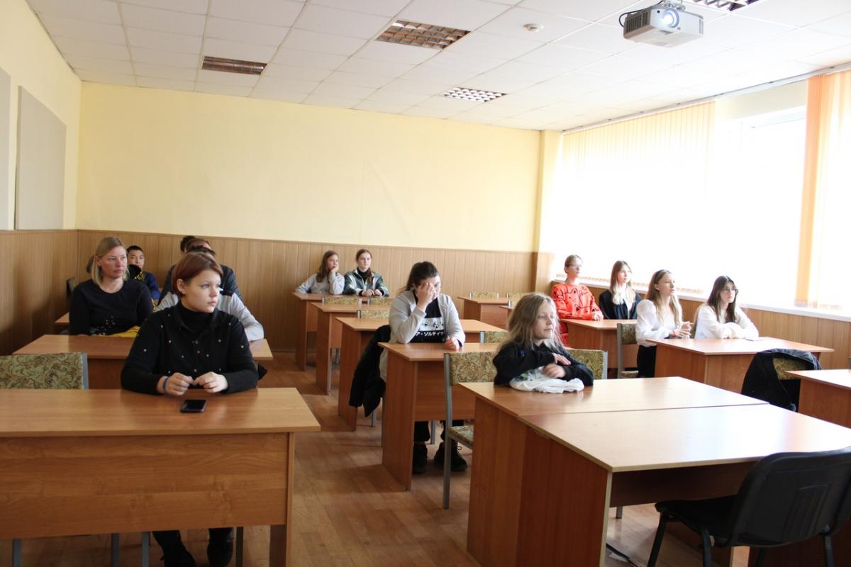 Обучающиеся лицея «Солярис» посетили с экскурсией университет Фото 7