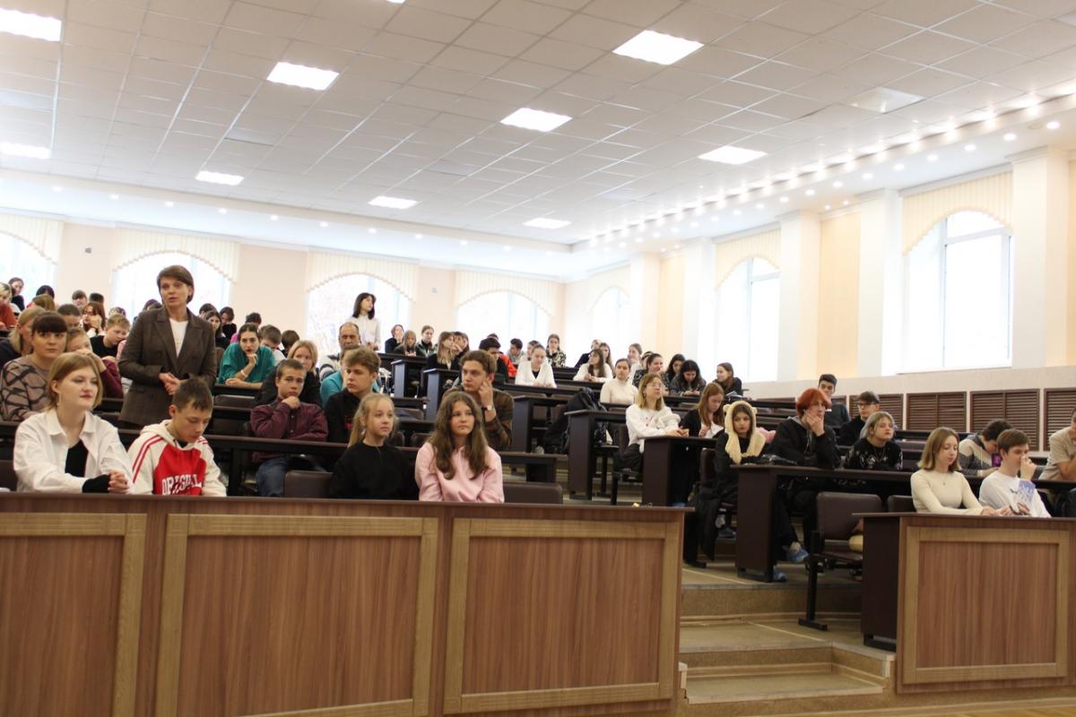 Обучающиеся лицея «Солярис» посетили с экскурсией университет