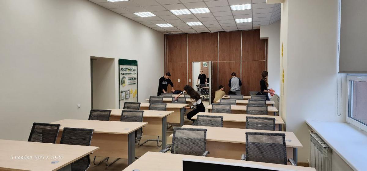 Факультет экономики и менеджмента на субботнике Фото 7