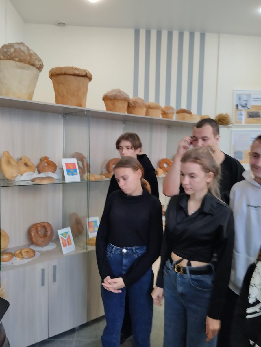 Посещение музея Саратовского калача Фото 5