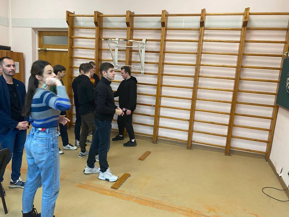 Знакомство обучающихся группы Б-ПВ 101 направления подготовки 20.03.02 Природообустройство и водопользование со спортивной секцией по дартс Вавиловского университета Фото 3