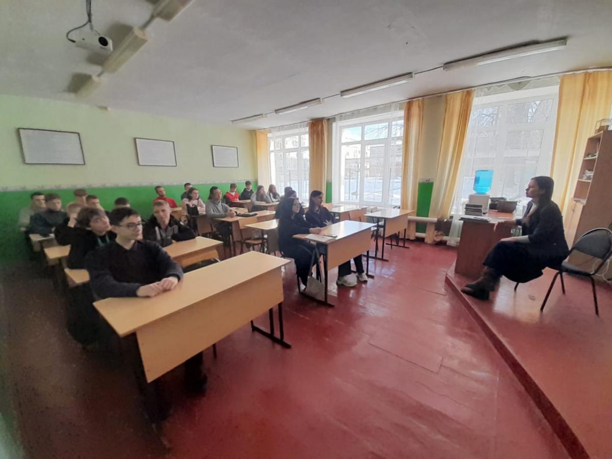Классный час «Чему может научить церковь?»
