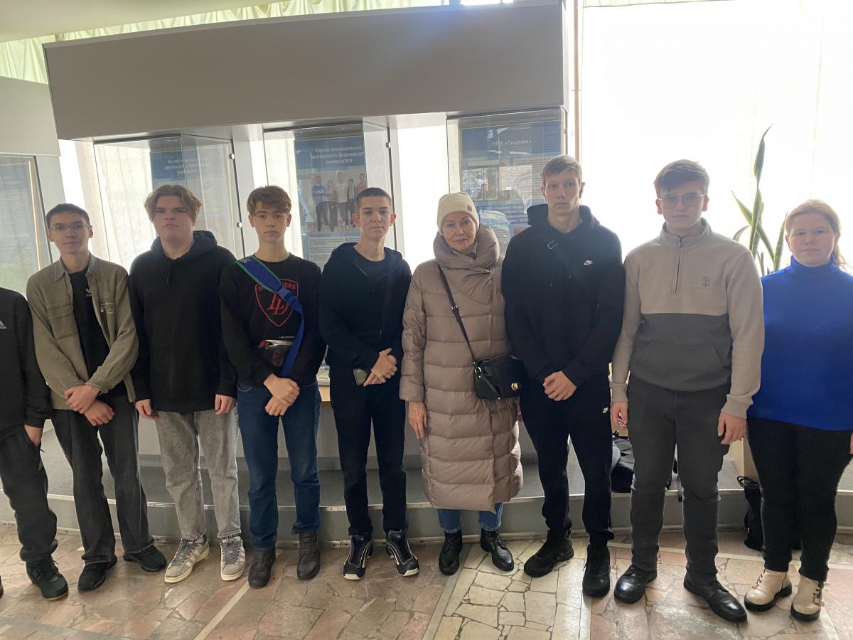 Ежегодная Олимпиада по математике, посвященная 137-ой годовщине со дня рождения академика Николая Ивановича Вавилова. Фото 1