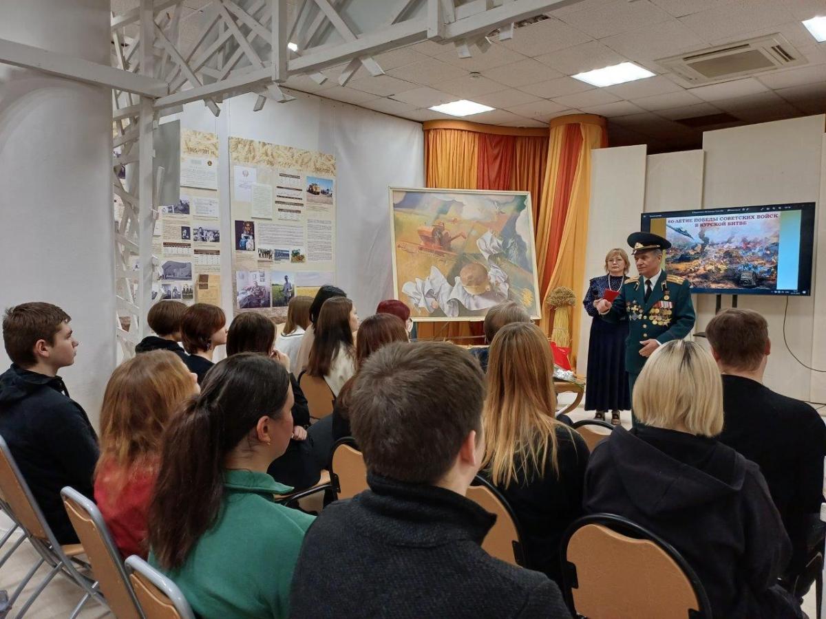 Мероприятие, посвященное 80-летию победы  советских войск в Курской битве Фото 1
