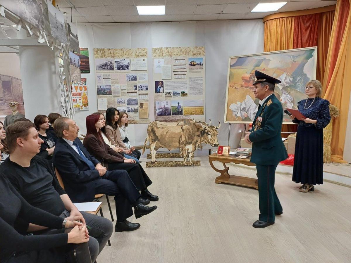 Мероприятие, посвященное 80-летию победы  советских войск в Курской битве Фото 2