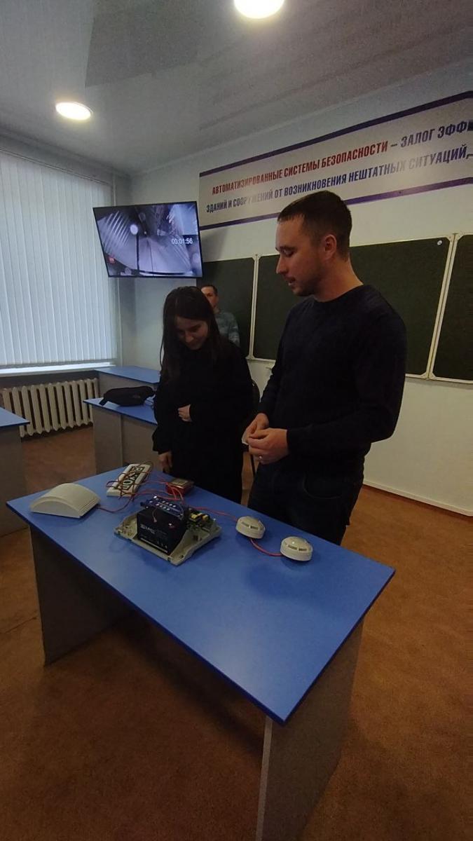 Школьники Пугачевского района посетили Вавиловский университет Фото 16