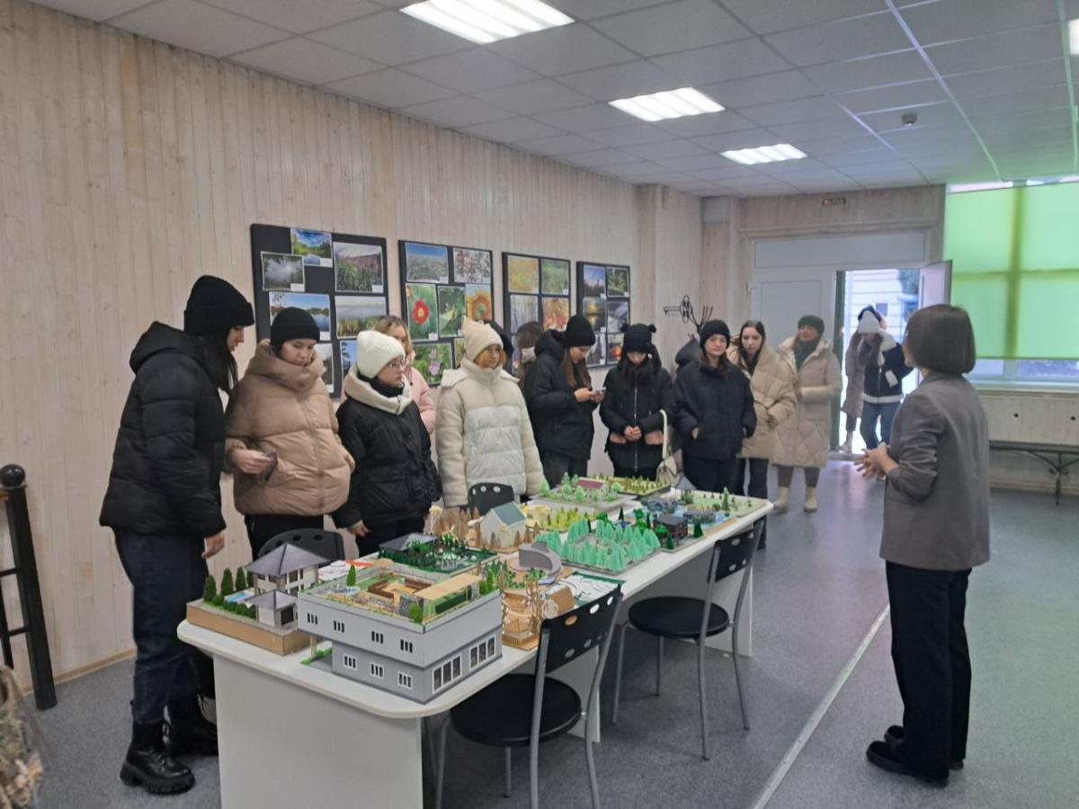 Старшеклассники города Пугачева посетили Вавиловский университет Фото 2