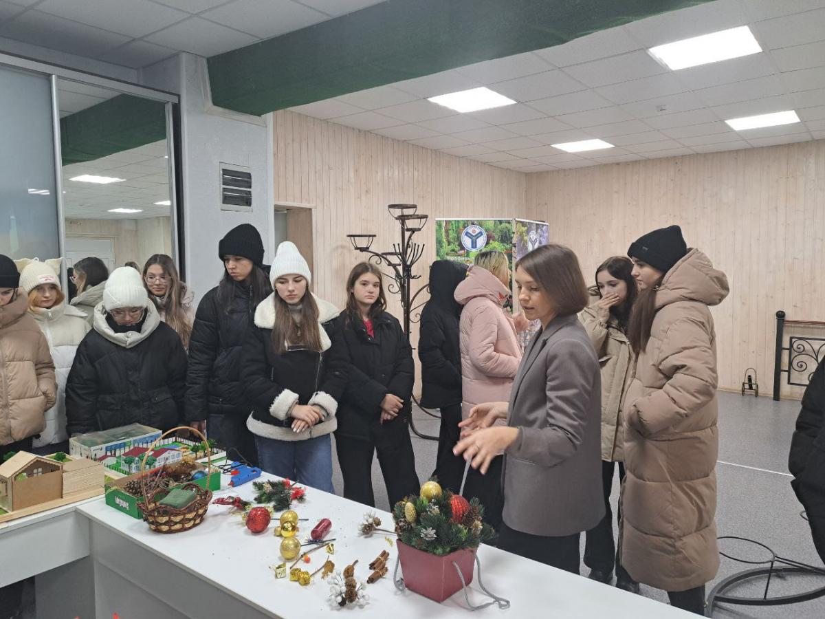 Старшеклассники города Пугачева посетили Вавиловский университет Фото 3