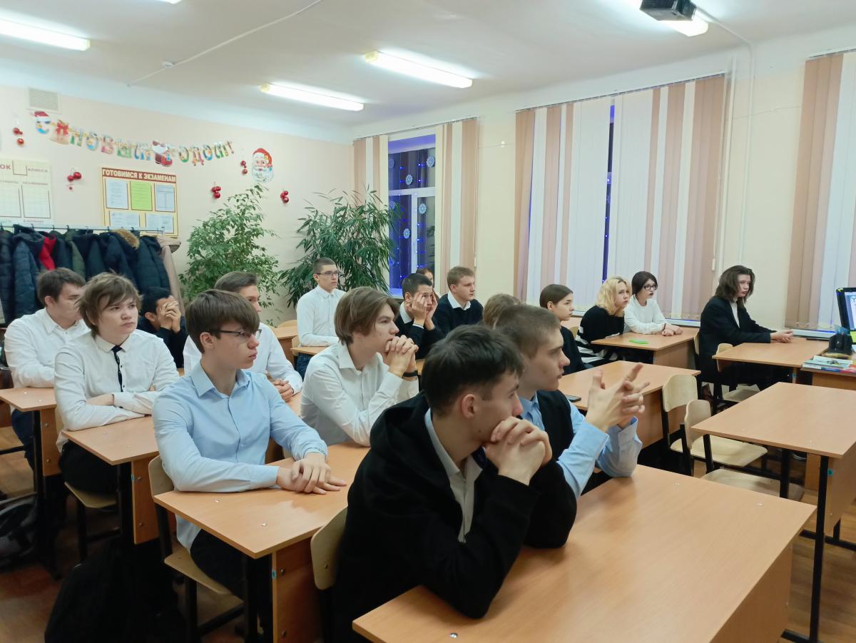 Встреча с выпускниками МОУ "СОШ №106" г. Саратова Фото 3