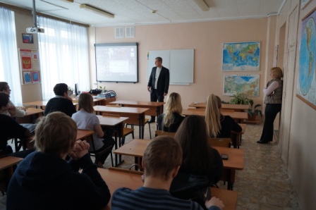 Профориентационная встреча сотрудников кафедры с выпускниками Саратовской школы Фото 2