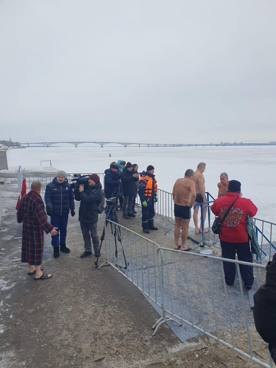 Члены Интерклуба Вавиловского университета поучаствовали в экскурсии по Набережной Космонавтов "Крещенские купания и православные традиции" Фото 4