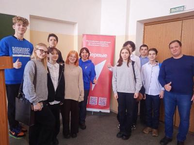 Саратовские школьники посетили УК № 2 Вавиловского университета