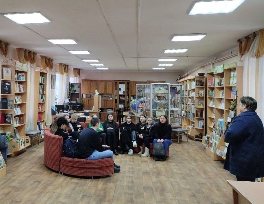 Посещение Саратовской областной библиотеки для детей и юношества им А.С. Пушкина Фото 2