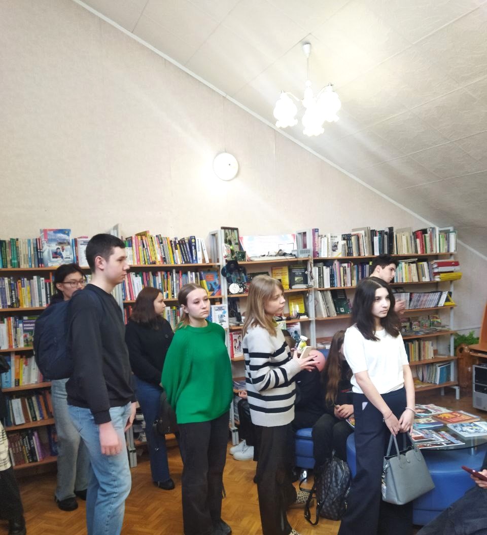 Посещение Саратовской областной библиотеки для детей и юношества им А.С. Пушкина Фото 7